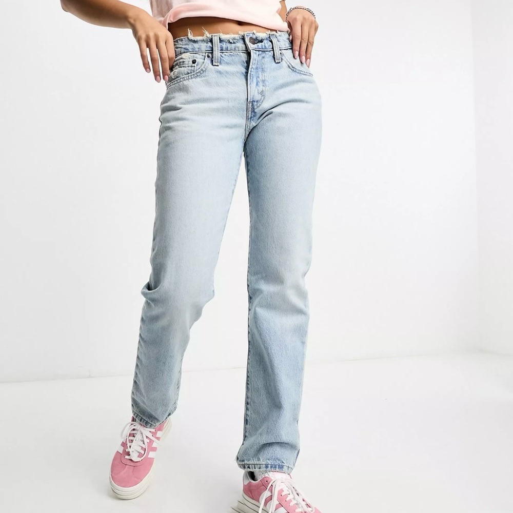 Levi’s Middy Straight Jeans in Blasted Stone 26